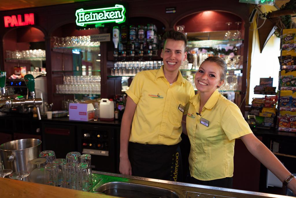 Oostappen Vakantiepark Prinsenmeer Bv Asten Exterior foto